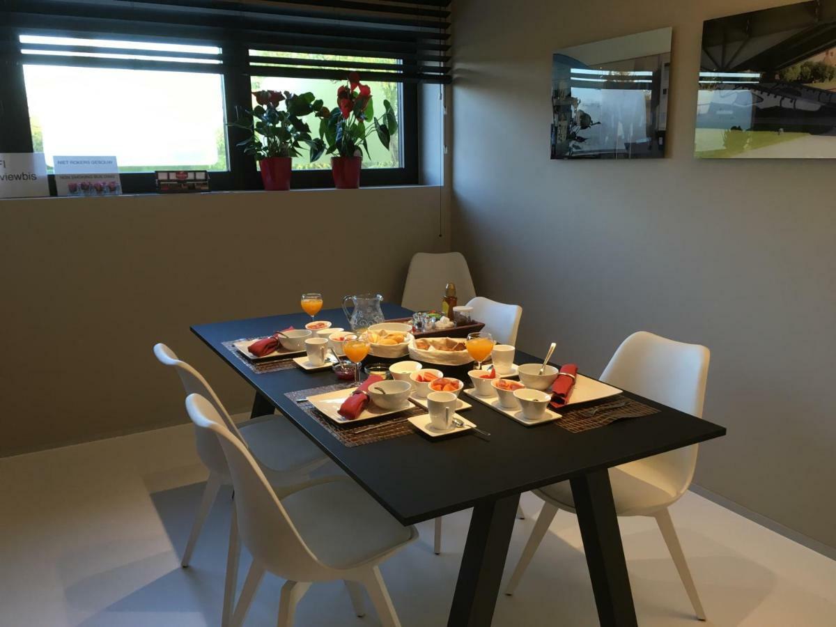 B&B The View Bis Kortrijk Exterior photo